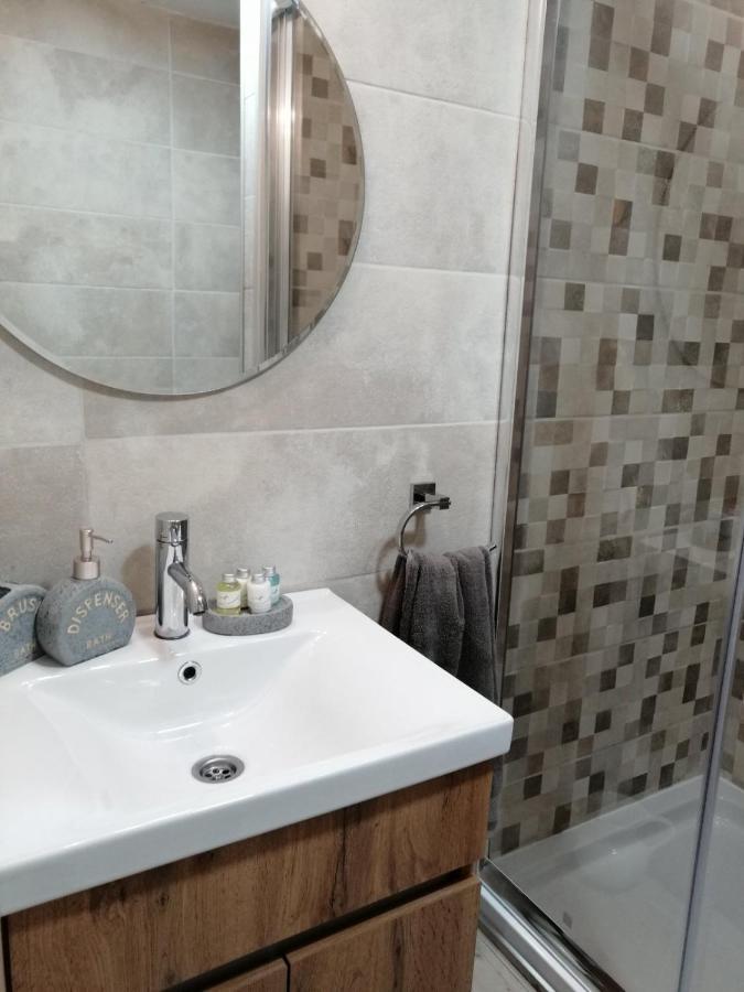 Apartamento Apartman Zi-Zo Vrsac Exterior foto